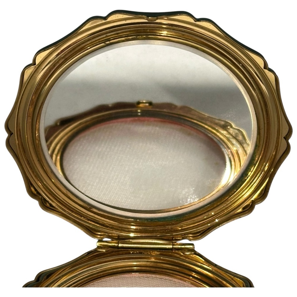 Vintage Compact Stratton England Black GoldTone Butterflies Lilies Pat.764125 - Picture 6 of 10